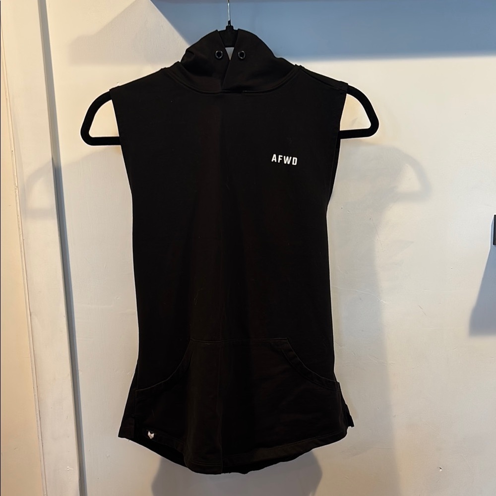 Black Sleeveless Muscle Tee with Hoodie